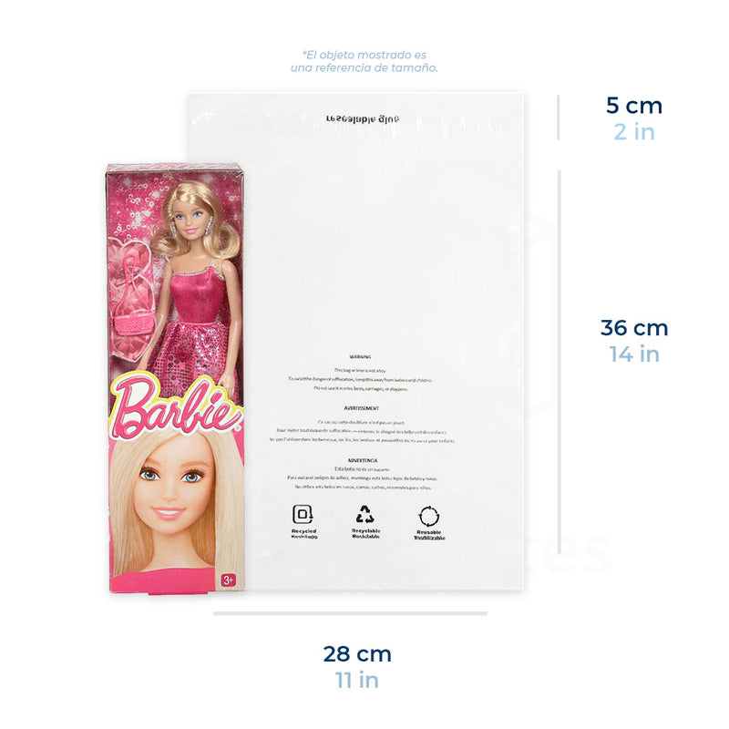 Bolsas con Advertencia de Asfixia 28x36 cm con barbie como referencia de tamaño.